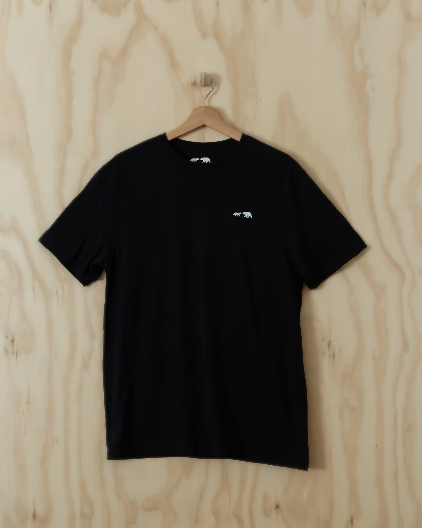 organic trail unisex t // black